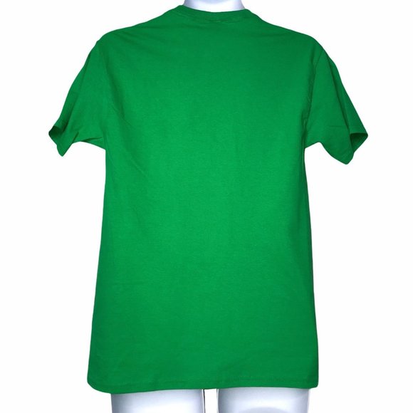 NWT Fruit of the Loom Graphic Elf in Training Christmas Holiday T-Shirt Tee M - Picture 6 of 8